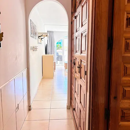 Estudio En Paraiso Royal أرونا